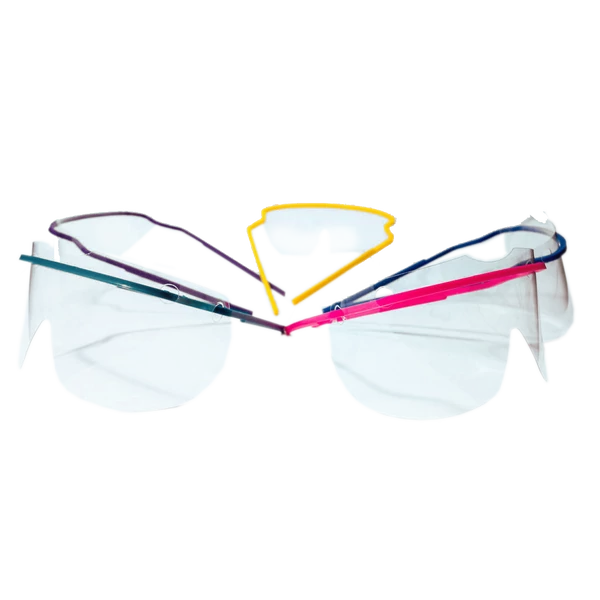Védőszemüveg, egyszerhasználatos, többféle színben