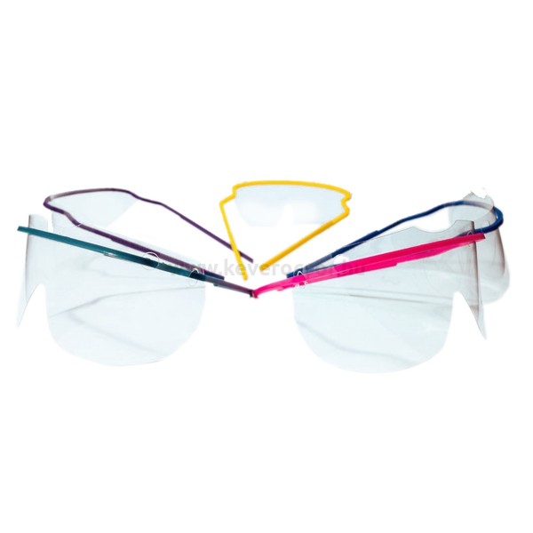 Védőszemüveg, egyszerhasználatos, többféle színben