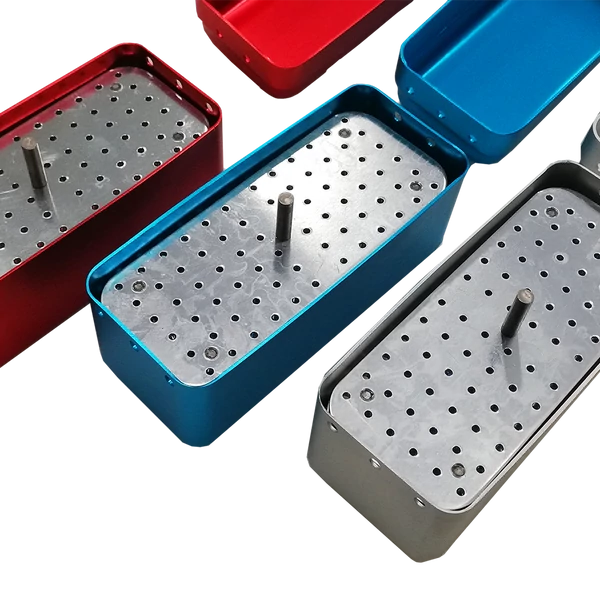 Cutie de sterilizare din aluminiu cu 72 de găuri pentru depozitarea burghielor FG, dimensiuni 105x45x50 mm, în diferite culori
